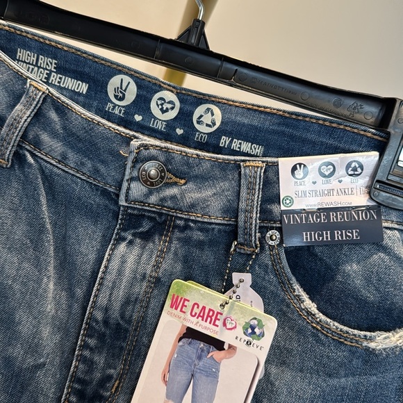 Rewash high rise slim straight Blue Distressed Jeans NWT 11/30 - Picture 2 of 15
